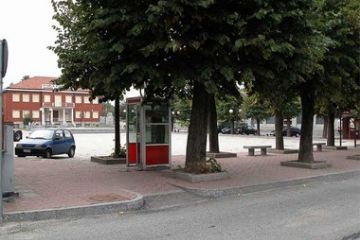 Immagini e angoli di Chiusa di San Michele - Piazza