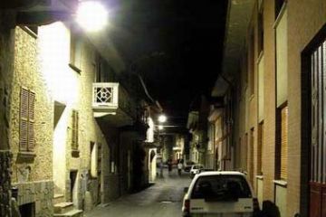 Immagini e angoli di Chiusa di San Michele - Via Roma